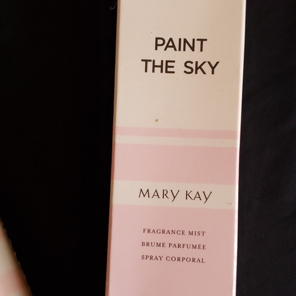 BNIP Mary Kay Paint The Sky 3PC set - Picture 4 of 5